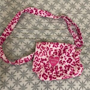 Y2K pink cheetah print crossbody bag
